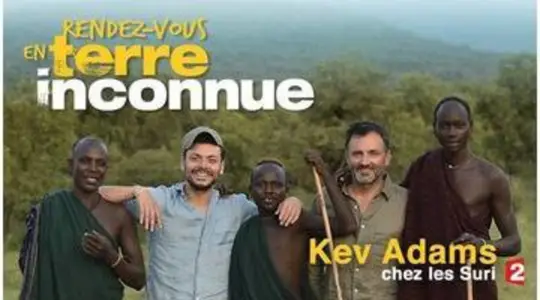 Avec Kev Adams chez les Suri