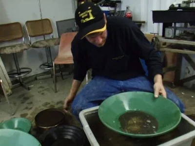 10 Pounds of Gold