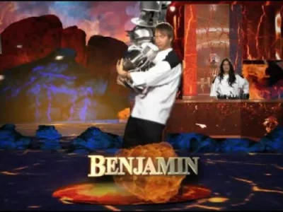 16 Chefs Compete