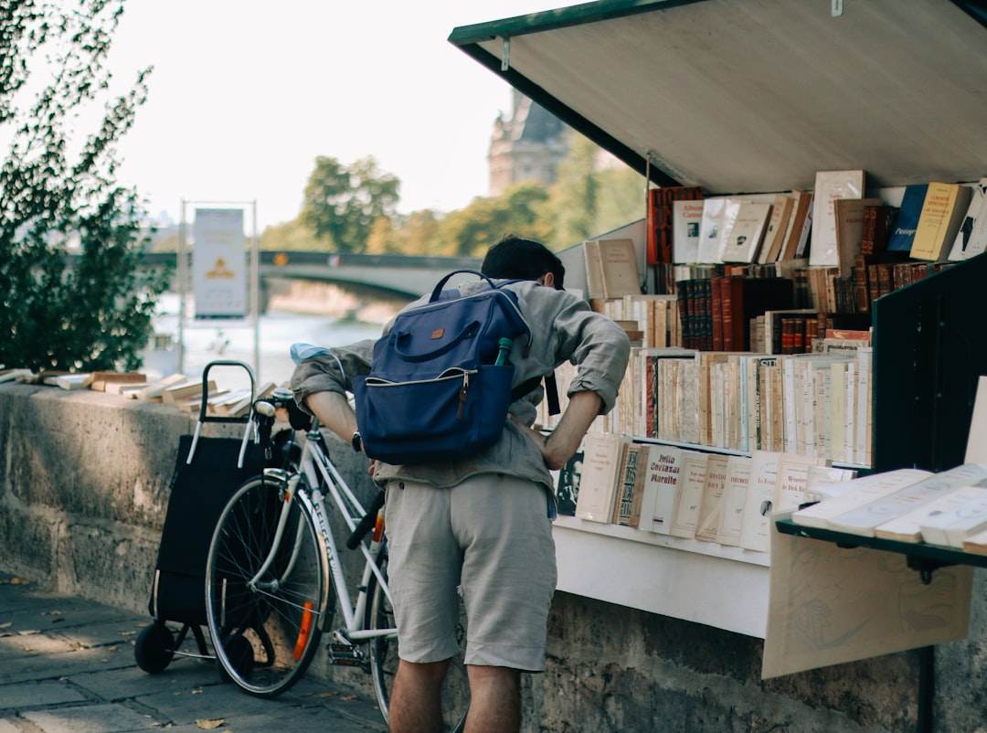 How to Use Amazing Secondhand Deals to Save Money in 2025