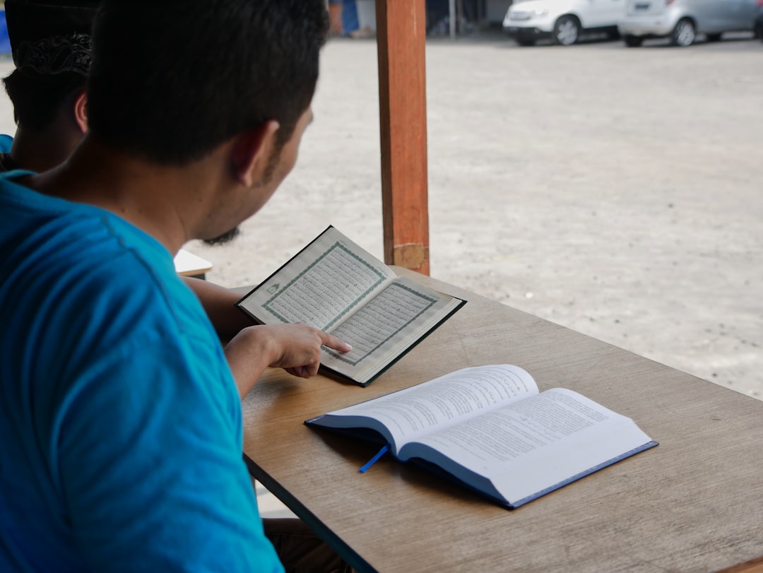Online MBA Degree Guide: Types, Costs, and How to Choose the Right Program for You