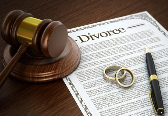 The Complete Guide to Hiring a Divorce Lawyer — Costs, Questions, Mistakes, and When You Might Not Need One at All