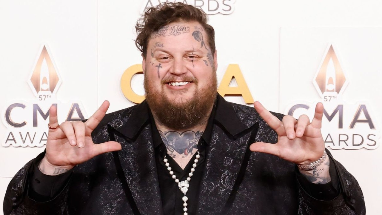 Country Star Jelly Roll Rocks a 70-Pound Weight Loss After Fitness